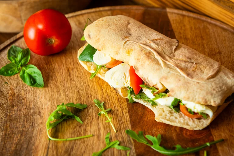 Panuozzo Caprese