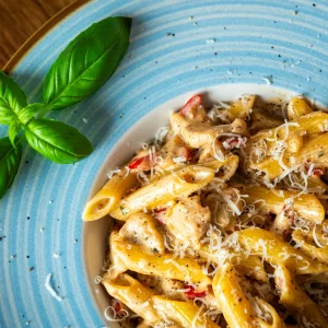 Pasta Pollo di Crema