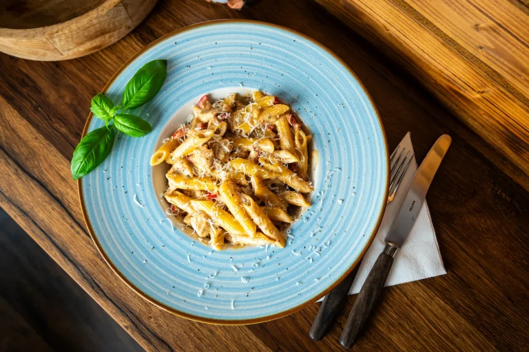Pasta Pollo di Crema